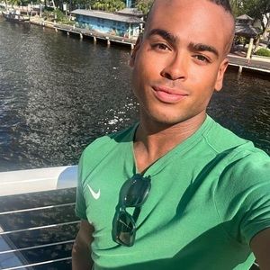 Meet your Posher, Sasha